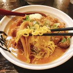 六本木らーめん 東京食品 まる彦 - 味噌豚らーめん