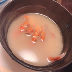 絹本店 - にぎりとセット？のお味噌汁