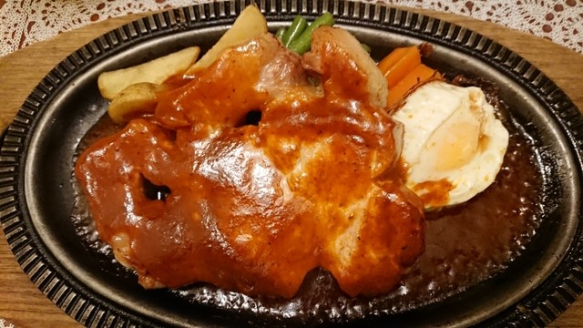 美味しい老舗レストラン : レストラン チロルの写真