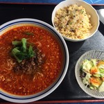 呉四川飯店 - 担々麺セット