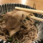 ラー油そば だいみょう - 肉も入っています