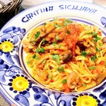 Cantina Siciliana Tutto Il Mare - 自家製ソーセージとキノコのアラビアータ　タリオリーニ