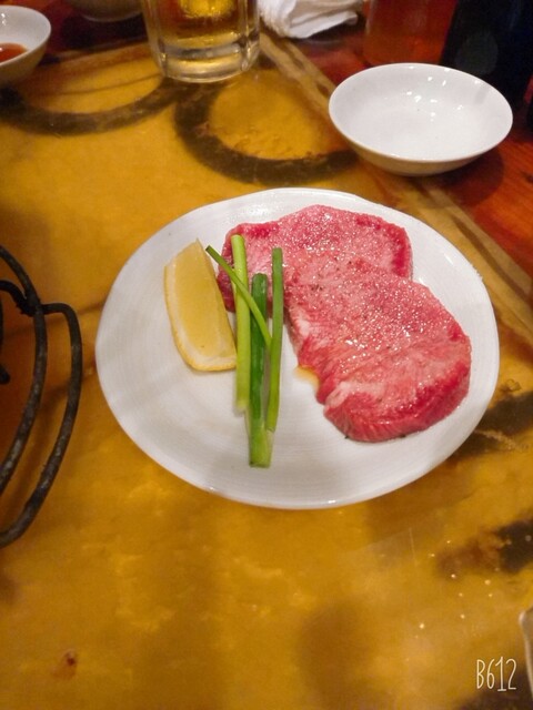 肉人 ニクンチュ 下北沢 ホルモン 食べログ