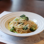 ラ トラットリア デイ グーフィ - ブロッコリーとツナのオイルソース スパゲティーニ☆