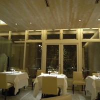 オオハラ エ シーアイイー - 店内