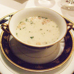 レストラン シャンボール(リーガロイヤルホテル大阪) - 空豆のスープ　きだちはっか風味