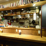 串揚げ＆定食バル 自意識過剰 - カウンター席