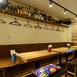 串揚げ＆定食バル 自意識過剰 - テーブル席