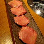 肉匠堀越 - 