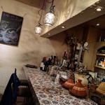 ヒジテツ - 内観写真:タイルに タジン鍋に