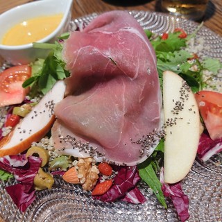 渋谷 52週 ワインと一緒に Le Bar A Vin 52 By Masumi ル バー ラヴァン サンカンドゥ アザブ トウキョウ 渋谷 マークシティ店 渋谷 イタリアン 食べログ