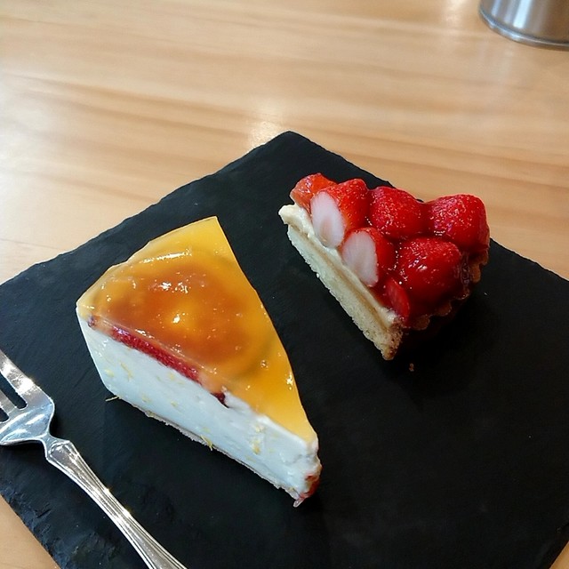 紅茶とチーズケーキの店 旭川 豊岡 By ブルーブルー３４ グランパ Granpa 東旭川 カフェ 食べログ