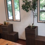 ズッカ ファイン ベジタブル アンド デリ - 