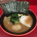 横濱家系ラーメン 勝鬨家 - 