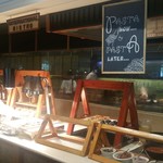 Tides - ①インターナショナルビストロエリア