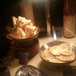 Tides - ①インドエリア　Indian Bread