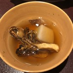 馳走 啐啄一十  - 美作舞茸の椀物！味が濃い！