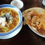 つぼの華 - 中華そばと焼ぎょうざ