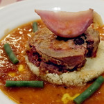 サラマンジェ ド イザシ ワキサカ - ソーセージを詰めた仔羊のクスクス