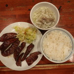 牛たん料理 閣 - たん焼き定食(６枚)(テールスープ、ライス、漬け物)：1850円