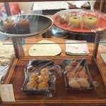 茶房 一倫 - 左上が「ジャックオランタン」