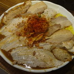 Chai - 料理写真:肉肉肉カレー￥１０００＋辛肉バクダン￥１００