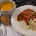 コンコンブル - 大きなソーセージのカツレツ（1200円）