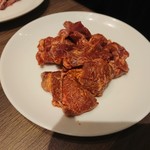 Kokusangyuu Yakiniku Kuidon - 