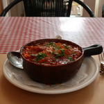 イタリア食堂ディエーチ - 牛もつと自家製サルシッチャのカスレ風トマト煮込み