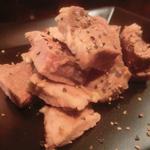 スモークソルト - 「ミルキーなローストポーク」：牛乳で一度煮てあるから“ミルキー” しっとりと柔らかい肉質に驚かされます♪