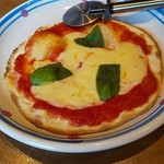 ジョリーパスタ - マルゲリータ　ピザ