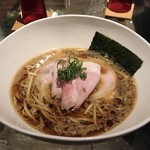 Japanese Ramen Noodle Lab Q - 醤油 煮干し　[チャーシュー]