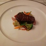 Resutoran Shamboru - 国産牛フィレ肉のグリエ 彩り野菜添え シャトーブリアンソース