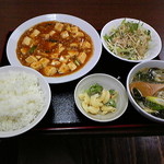 椿ラーメン - 麻婆豆腐定食７００円