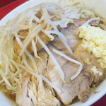 ラーメン二郎 - ラーメン小＋ニンニク多め