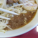 ラーメン二郎 - スープ