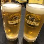 京松蘭 南森町 - 生ビール小と中
                                小（左）でもこのサイズ