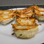 新味覚 - 焼餃子（８個）