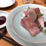 酒場 あじとよ屋 - カンパチのお刺身