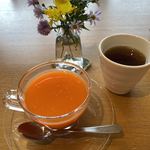 やすらぎの里 - 2日目 人参と生姜のスムージー