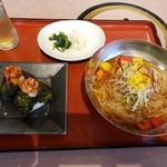 Dairiki Kazokutei - 韓国冷麺定食