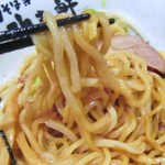 油そば専門店 歌志軒 - 太麺と中太麺を2種類使用（無双）