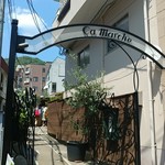 サ・マーシュ - 外観（入口）です