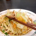 日高屋 - 野菜炒めアップ・肉も入っています