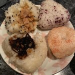 たらんBAR - オニギリは具が入ってるのもありました。