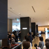 インプレイス 3-3 ヒルトン名古屋 - もう並んでました〜