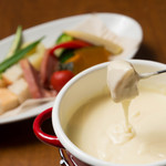 エアポートキッチン - 料理写真:彩り野菜のチーズフォンデュ
