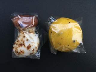 Narawa Hougetsudou - まつたけ　１９４円　＆　かぼちゃまんじゅう　１０８円　(2019/10)