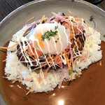 Ginger'S Beach Omiya - フルーティーデミグラスソースのロコモコ 温玉添え。
      美味し。