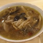 食堂へりていじ - きのこ汁